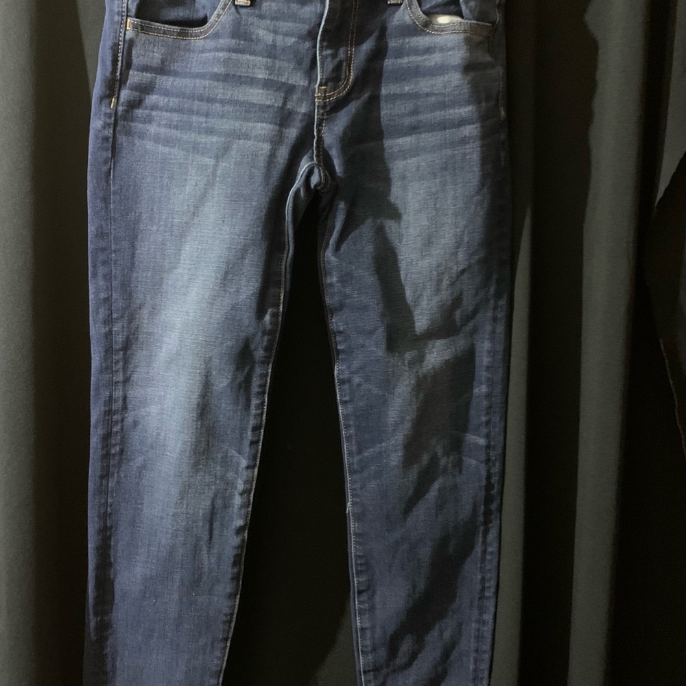 Woman’s American Eagle jean leggings size 8 short